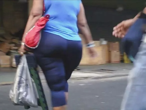 Oyo eza sexe anal ya ofele Espagnol colombien mature.
