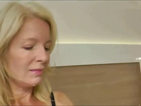Japonais blonde milf xxx sexe anal.